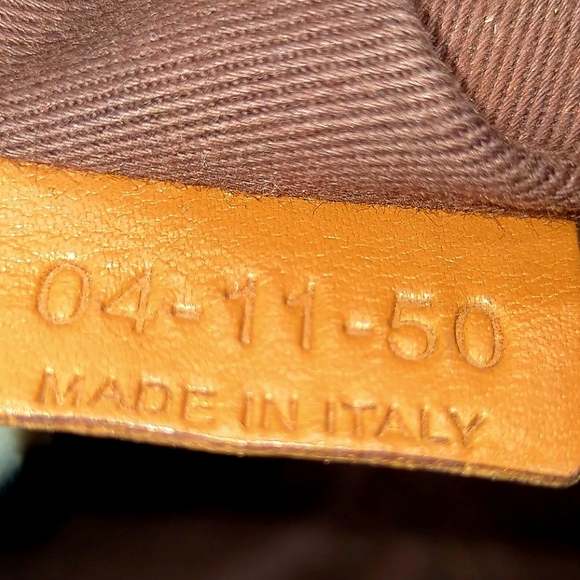 Chloe Paraty - Picture 8 of 9